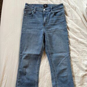 Urban Outfitters BDG Kick Flare High Rise Cropped Jean Size 27